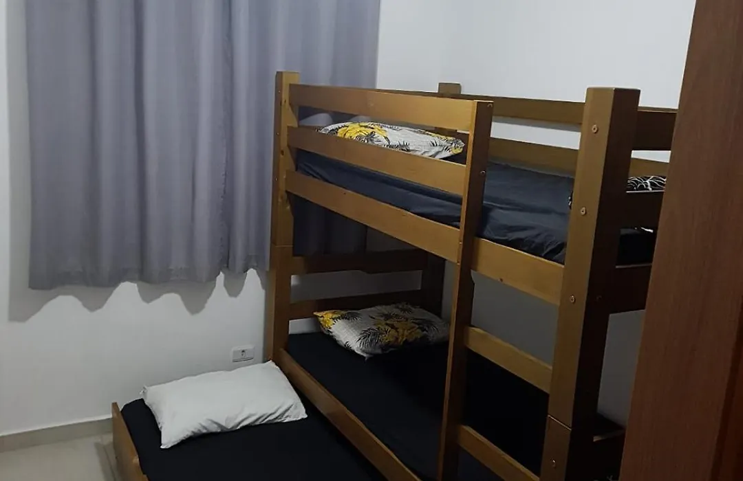 Ubatuba - Edifício Erica Apto 33 - 850 metros da Praia grande-1